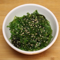 Salade aux algues wakame