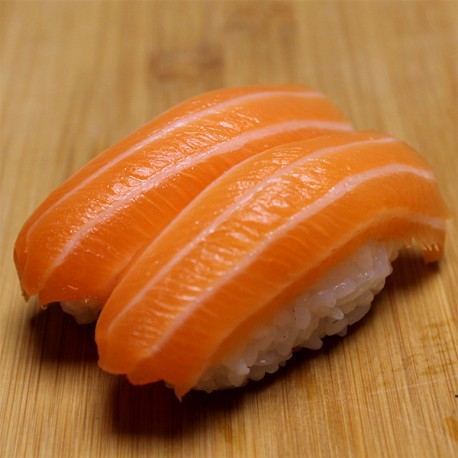 Sushi saumon